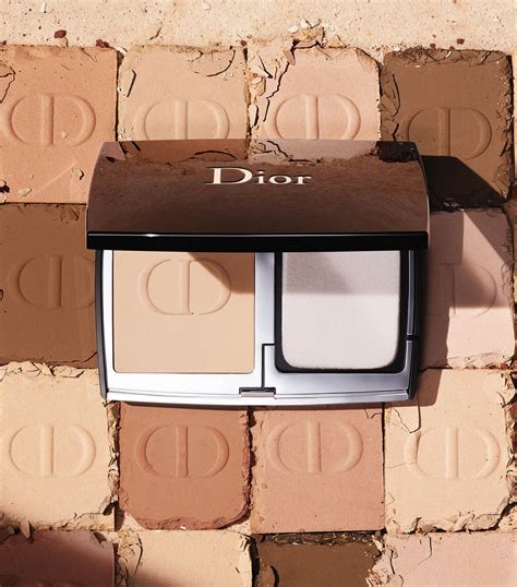 compact foundation dior